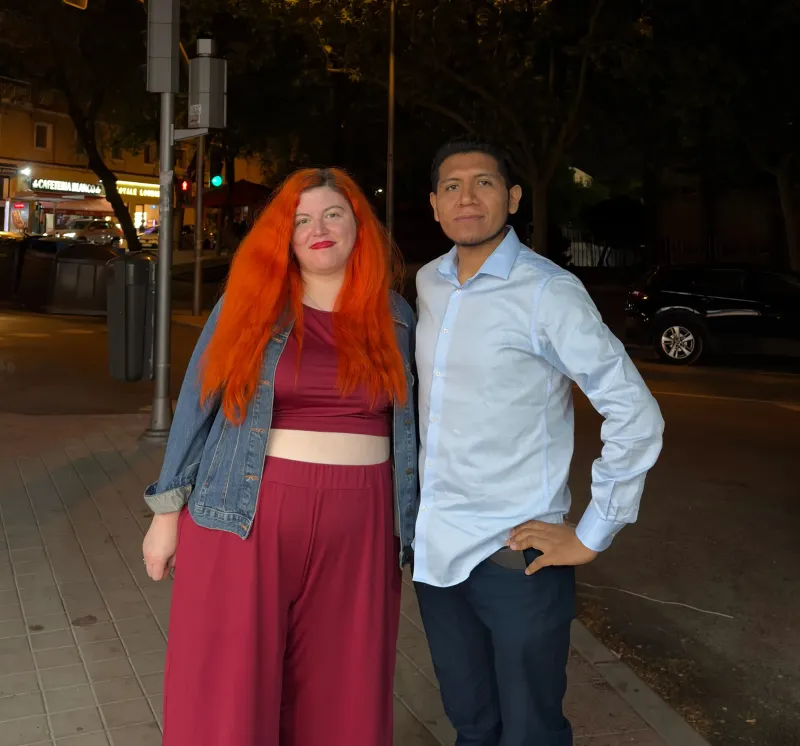 Gente en un evento de No Lazy People
